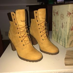 TIMBERLAND HIGH HEEL BOOTS WOMEN 9